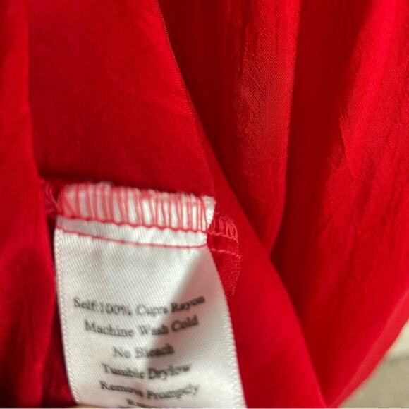 Johnny Was Red Embroidered Tunic top with Pockets Small - Picture 7 of 8